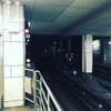 地下鉄の洞窟について
