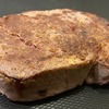 ホットプレートで焼くステーキ