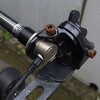アンテナ基台のネジを、黒染めクロムからステンレス製に変更