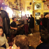 アペリティフタイムは地元パリジャン＆パリジェンヌの集まるバーでビール片手にライブ音楽を楽しもう！