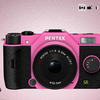 ボディーもレンズも好きな色で組み合わせられる！PENTAX Q7 は遊び心のあるカメラ。