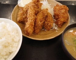 泉区七北田・かつやで「秋の海鮮フライ定食」//一足先に秋バージョン