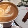 アンティコカフェアルアビス 六本木ヒルズ店｜カプチーノの量が多くて驚き！