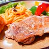 カリカリチキンソテー＆えびとブロッコリーのデリ風サラダ
