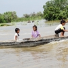 シェムリアップ最大の水上村（ Kampong Phluk ）見学。