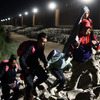 アメリカへの入国を試みるテロ関連の移民数百人