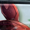 SELENEFFのアルミホイール強力鉄粉除去クリーナーを使って痛車のステッカーに付いてる鉄粉を除去しようとしたら反応がなかった。