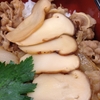 牛丼。松茸。鼻は利きますか？