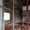 泥（残材）を出したり。