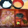 羽田市場 銀座直売店｜名物まぐろ丼！ごまだれ香る至福のひと椀