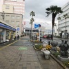 高知の歩道にアンパンマン（雨の日ver.）