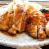 関英ドライブイン　鶏黒酢照り焼き定食