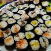 細巻きすしとキンパのハイブリッド寿司が旨かった！　簡単レシピ付き
