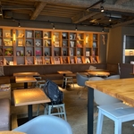 人気のカフェ＆ライブラリーに泊まる。「LIBRARY & HOSTEL 武相庵」宿泊記