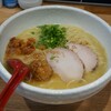 【鶏そば あらた】焼鳥店の経験を活かした店主の作る鶏のラーメン(南区段原南)