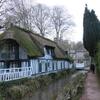 ノルマンディー地方を訪ねて－ フランスで一番小さな河のある村　ヴル・レ・ローズ Veules les Roses　