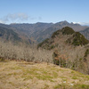 木の根道をこえて大峰北部の展望台へ　鉄山～鉄山平