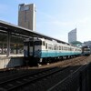 午前9時6分高松駅に到着したキハ47
