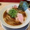 【今週のラーメン５００５】麺屋 YAMATO（東京・三鷹台）特製醤油らぁ麺 ＋ メンマ別皿 ＋ サッポロラガービール 赤星 中瓶　〜醤油出汁のきめ細かい上質感！肉の大胆さが奥ゆかしき旨さ・・・隠れ名作醤油そば！一回食っとけ？