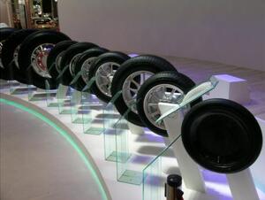 【東京モーターショー2009 速報】[タイヤメーカー ブース]国内外のタイヤメーカーブースを一挙に紹介！