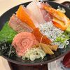 【海鮮丼】築地食堂源ちゃん 有明ガーデン店 名物源ちゃん丼が豪華すぎた | 江東区グルメ