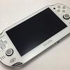 あの頃の感動を今こそ！PlayStation Vita クリスタル・ホワイト(PCH-1000 ZA02)はまだ現役か？