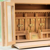 典型的な箱宮神殿三社　正面はガラス４枚戸が基本