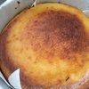 パッケージのレシピ通りにチーズケーキを焼く