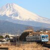 伊豆箱根鉄道と富士山