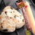 鮭フレークとわかめのおにぎり
