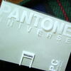 PANTONE UNIVERSEのポストカード。