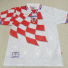 ユニフォーム　867枚目　クロアチア代表　1998-1999年　ホーム用　半袖