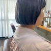 大人女子にオススメ▷ダークなグレージュを重ねたエイジングデザインカラー