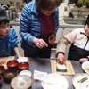 巻き寿司作ったぞ～。鯨と鰯とこんにゃくも食べたぞ～。豆まいたぞ～。