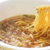 人が食べてるカップラーメンはおいしく見える