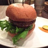 ランチもディナーもおすすめ！名古屋駅で神戸牛100%糖質制限バーガーが千円以下で食べれるWAVES BURGER
