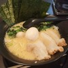 岡崎の横浜家系ラーメン「まんぷく家」で激盛り！満腹！