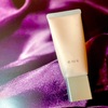 光を味方にする「RMK　スムースフィット ポアレスベース」で毛穴の存在感をなきものに