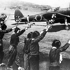 戦時中のメディアは特攻隊をどのように報じたのか【当時の新聞記事から】