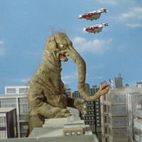 宇宙から来た透明大怪獣」 - 帰ってきたウルトラ38番目の弟
