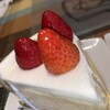 【日本橋三越本店】アンリシャンパルティエ三越日本橋本店：苺のショートとレモンのケーキ