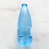 500mlの微炭酸水「Lightly Sparkling Spring water」