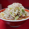 ラーメン二郎 上野毛店 - スープのコンディションが抜群に良かった恩恵か、各パーツ旨みが底上げ。何か突出したパーツがある訳でもなく、むしろ並品的な感じではあったものの、とにかく凄く調和していた。ボリューム感も健全に。余韻も程良く心地良く。平均的ではあったものの、良い一杯。