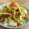 暑いから肉詰めはあきらめた日のピーマン。「ピーマンとひき肉のレンチン甘辛丼」プルコギ風の濃い味をレンジ5分で
