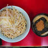 ラーメン二郎 新宿歌舞伎町店 - ライブ前の景気付け。初「つけ麺」。つけ汁と麺のバランス感とか一体感が二郎／二郎系のつけ麺の中でもトップクラスかも。大でももっと食べたかった。