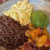 赤キヌアの朝食