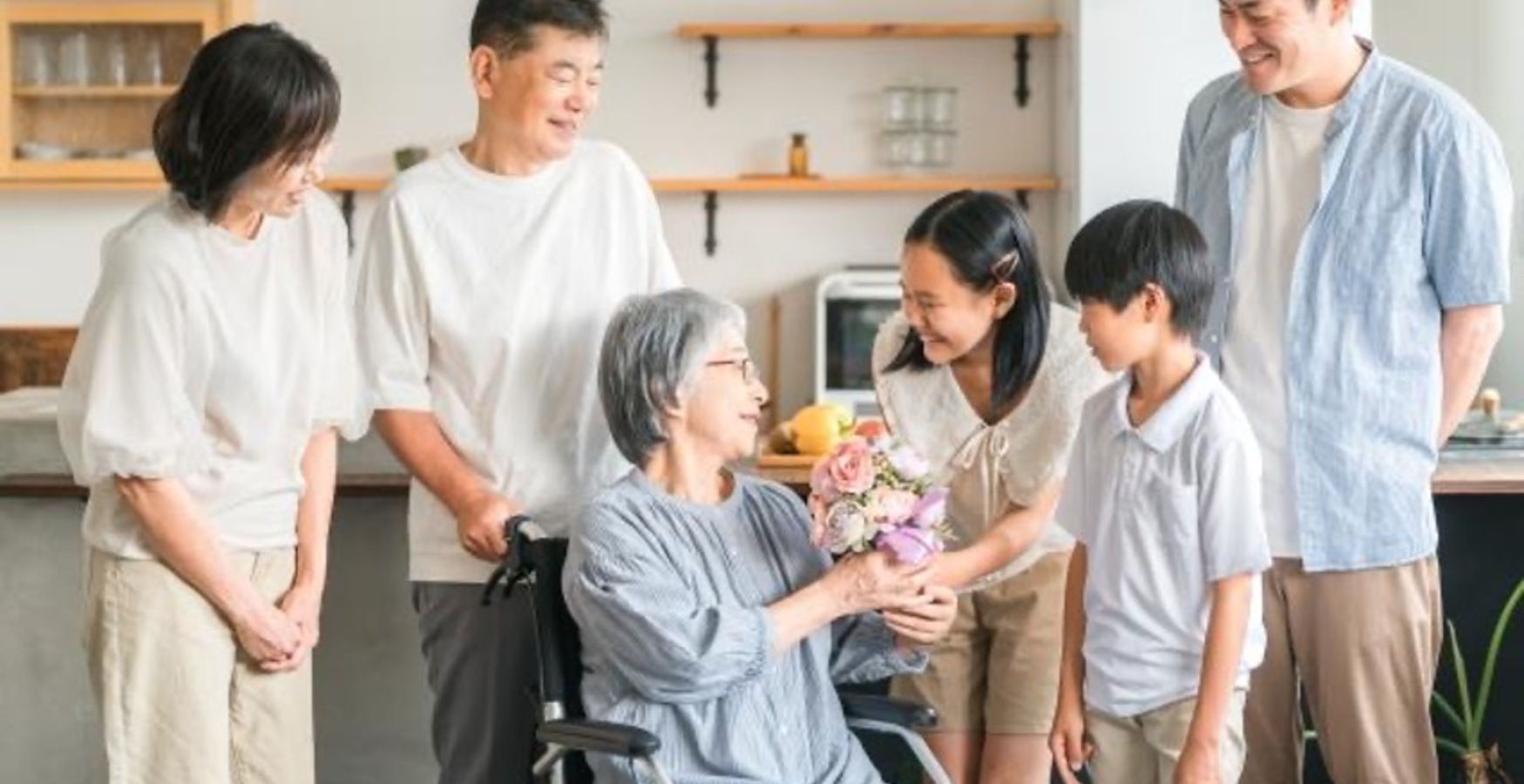 はじめての介護で困ったらどうしたらいい？制度と介護保険がわかる！