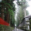 なつかしい2009年の家族旅行の思い出。雨の日の日光二荒山神社。
