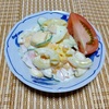 我が家の食卓ものがたり　茹で玉子の入った具沢山のマカロニサラダの小鉢