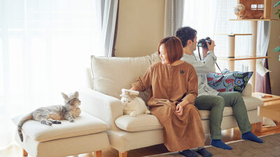 犬と暮らすはずが愛猫フォトグラファーに!?猫にはまった夫婦のフォトライフ